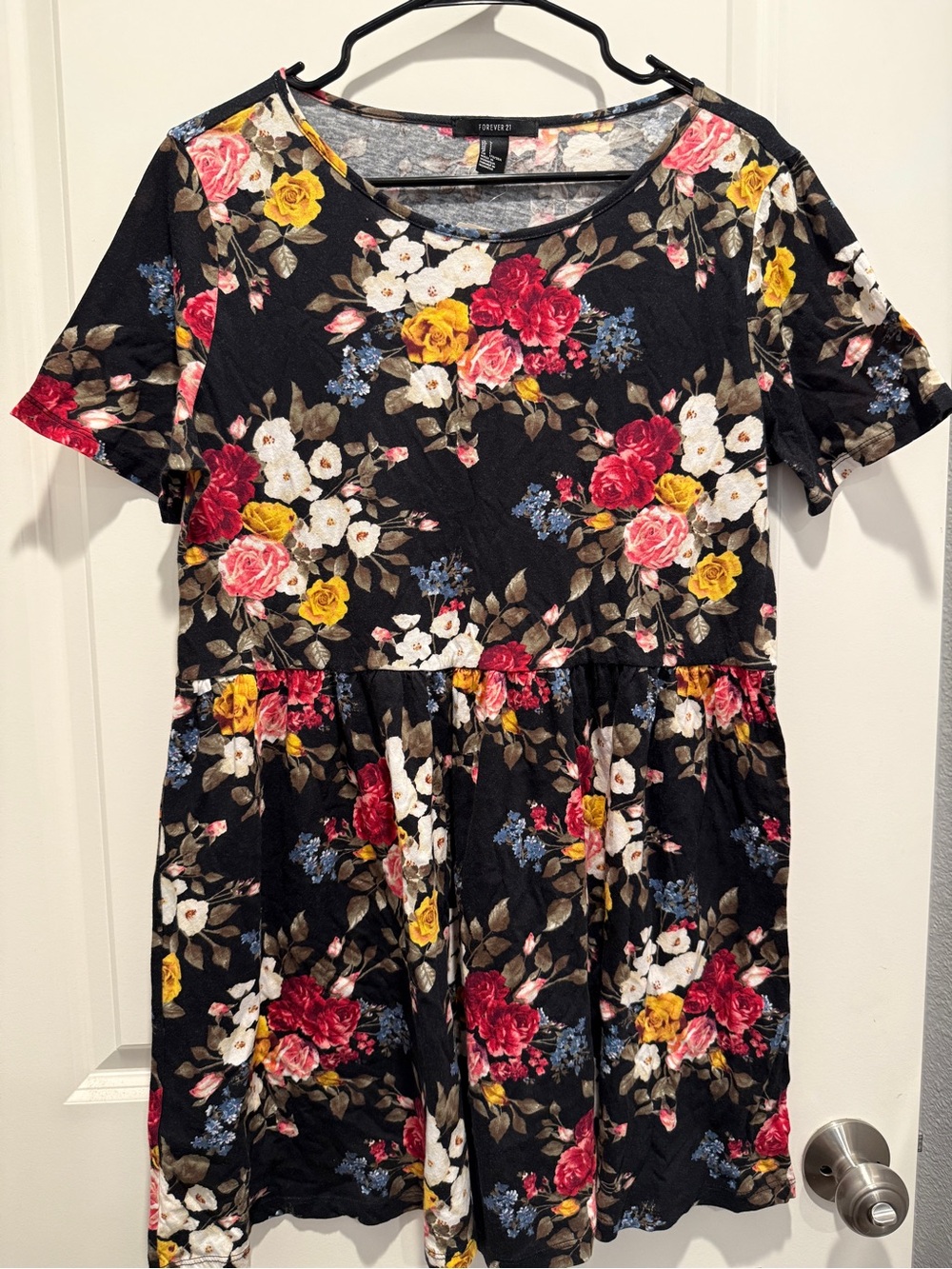 Forever 21 Black Floral Dress